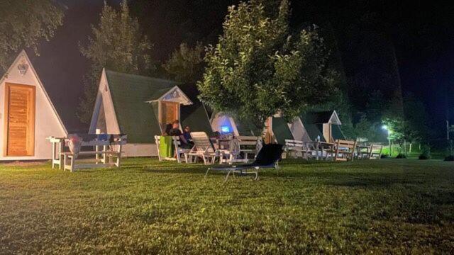 Una Kamp Hotel Bosanska Krupa Kültér fotó