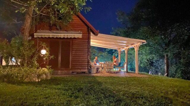 Una Kamp Hotel Bosanska Krupa Kültér fotó