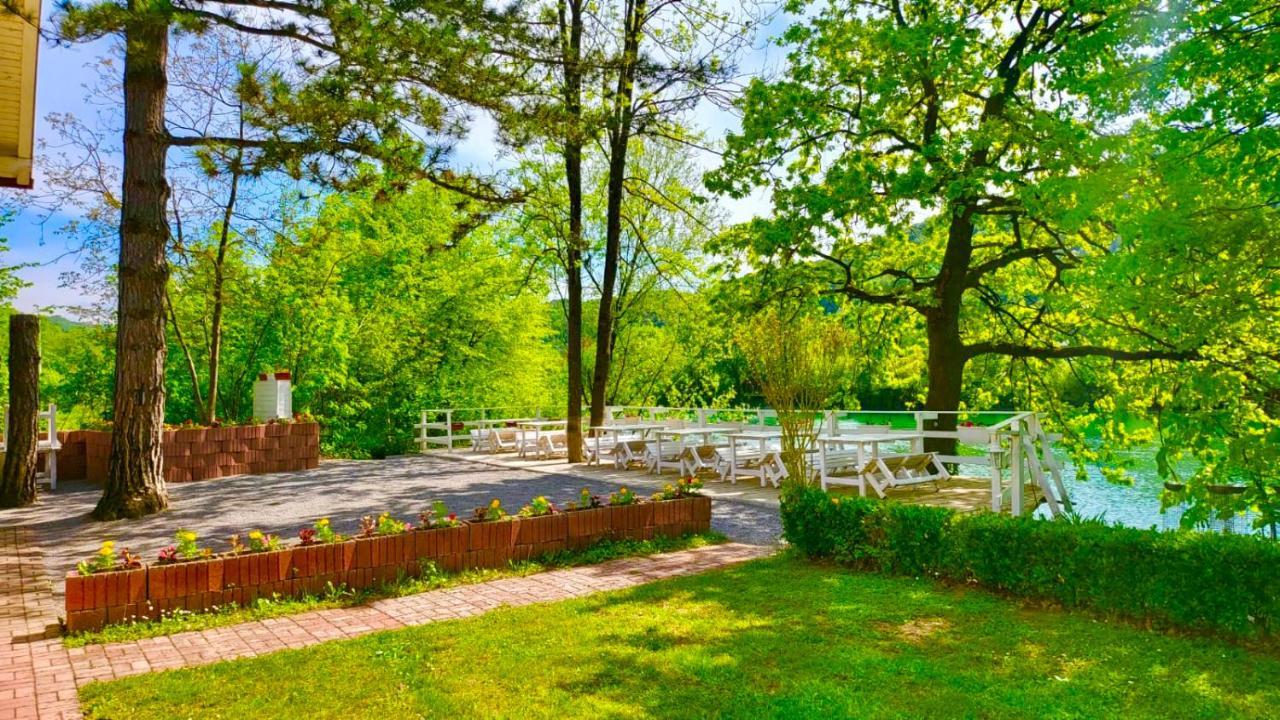 Una Kamp Hotel Bosanska Krupa Kültér fotó