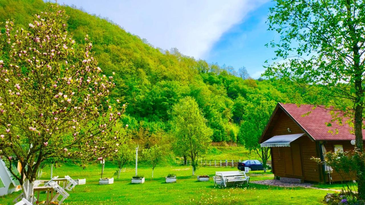 Una Kamp Hotel Bosanska Krupa Kültér fotó